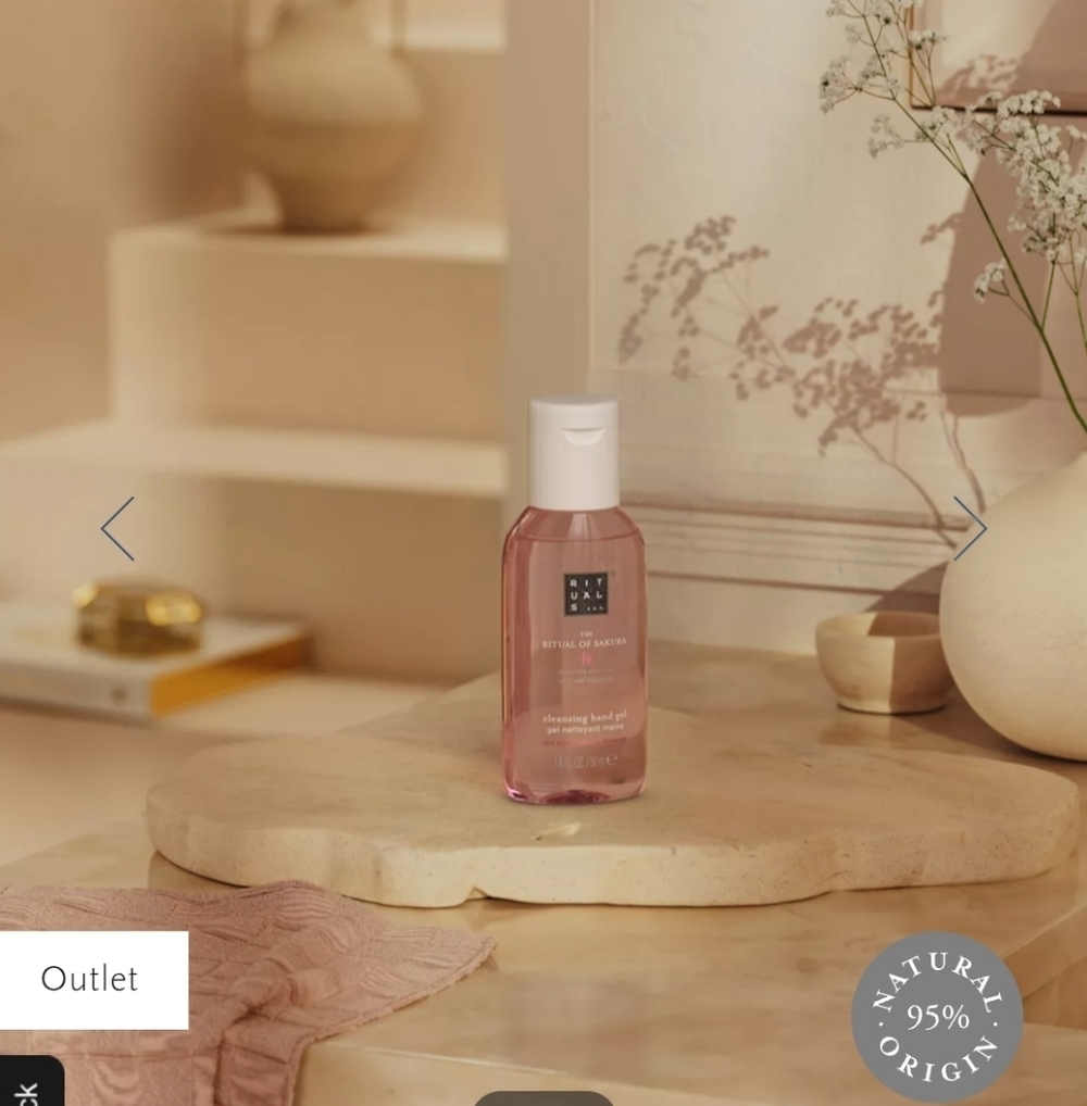 Rituals The Ritual of Sakura Cleansing Hand Gel - Picture 2 of 3